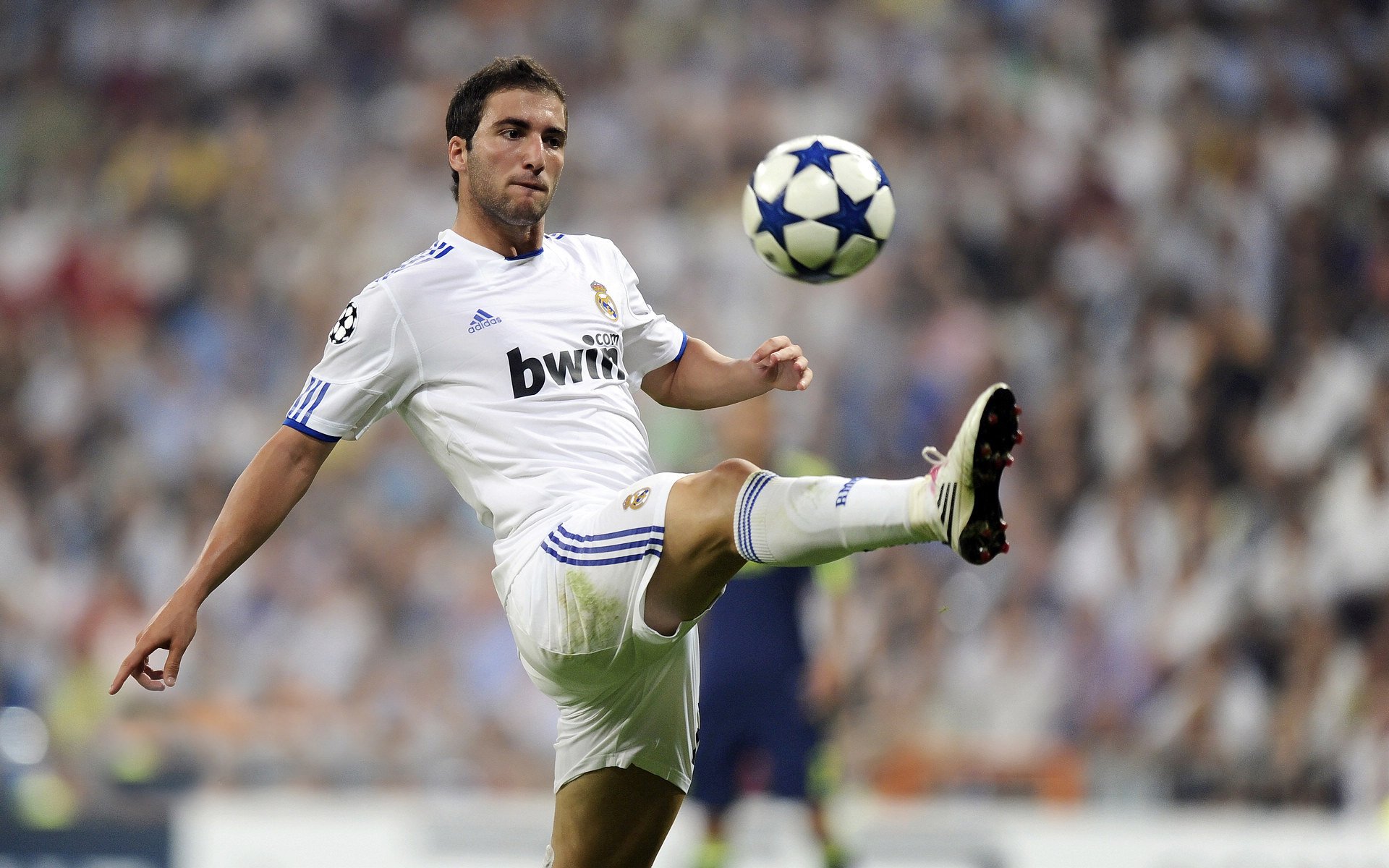 厄德高爆发引领战术革命，洪都拉斯力量如何制霸比利亚雷亚尔？