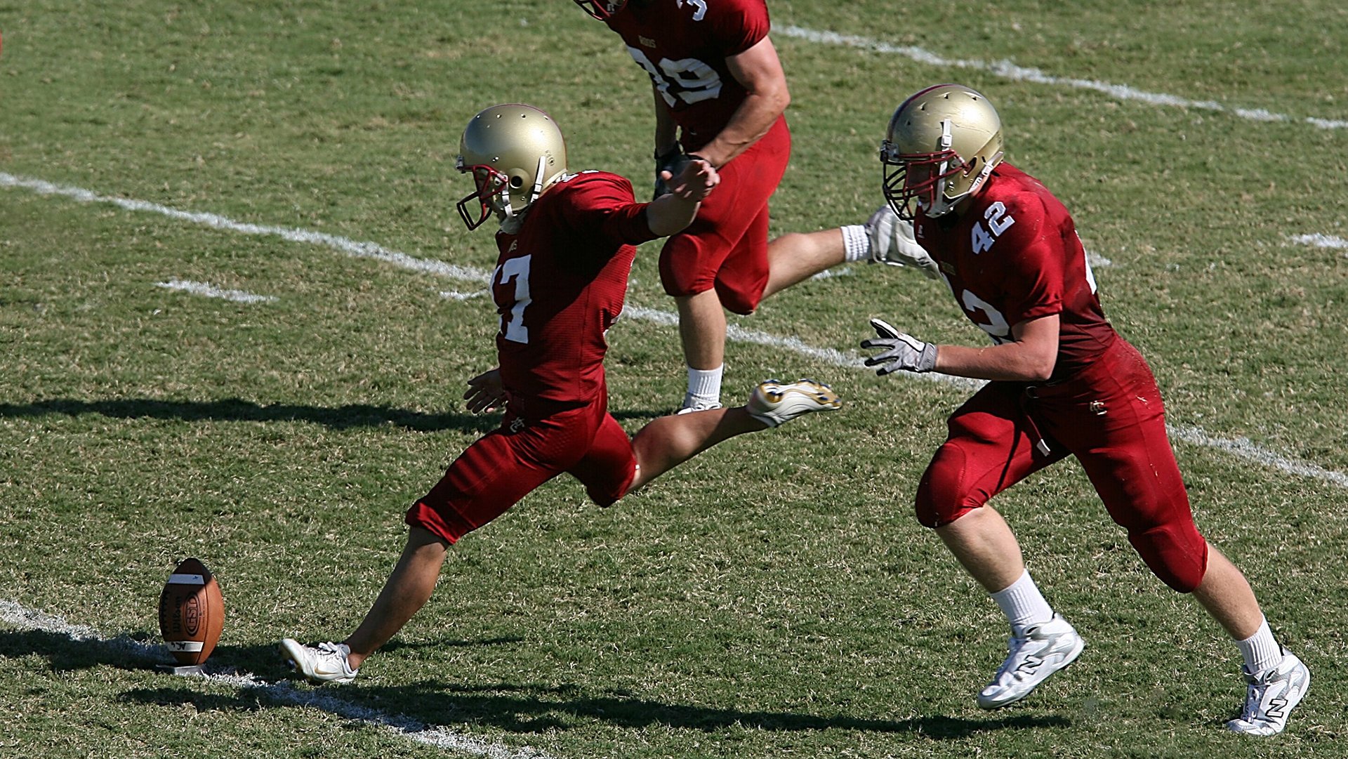 从瑞士铁壁到皮克封神，足球世界里的唯一性时刻