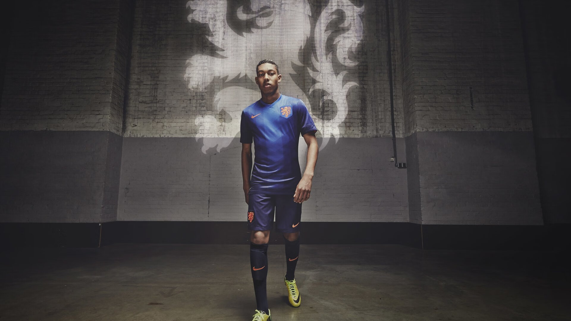 从墨尔本到都灵，辛纳的涅槃之路—年终总决赛翻盘澳网，状态火热预示新王朝？