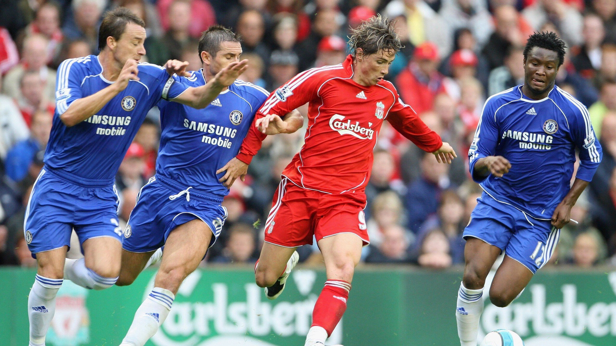 开云体育中国官网-孤星不落，伊布扛起全队，马竞力克巴黎的战术博弈与精神胜利